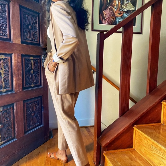 Spring/Summer Suit - Picture 3 of 7